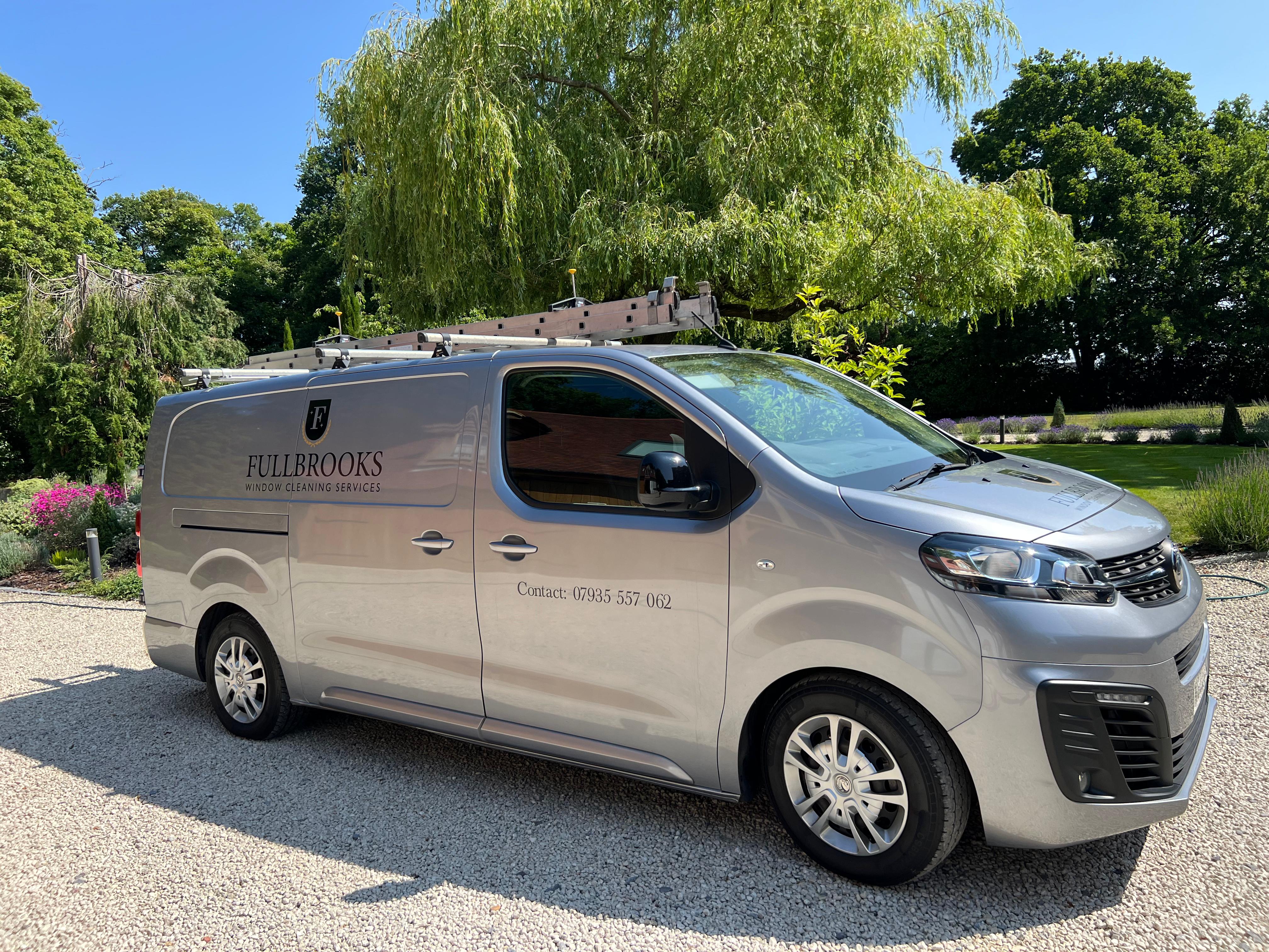 Fullbrook van